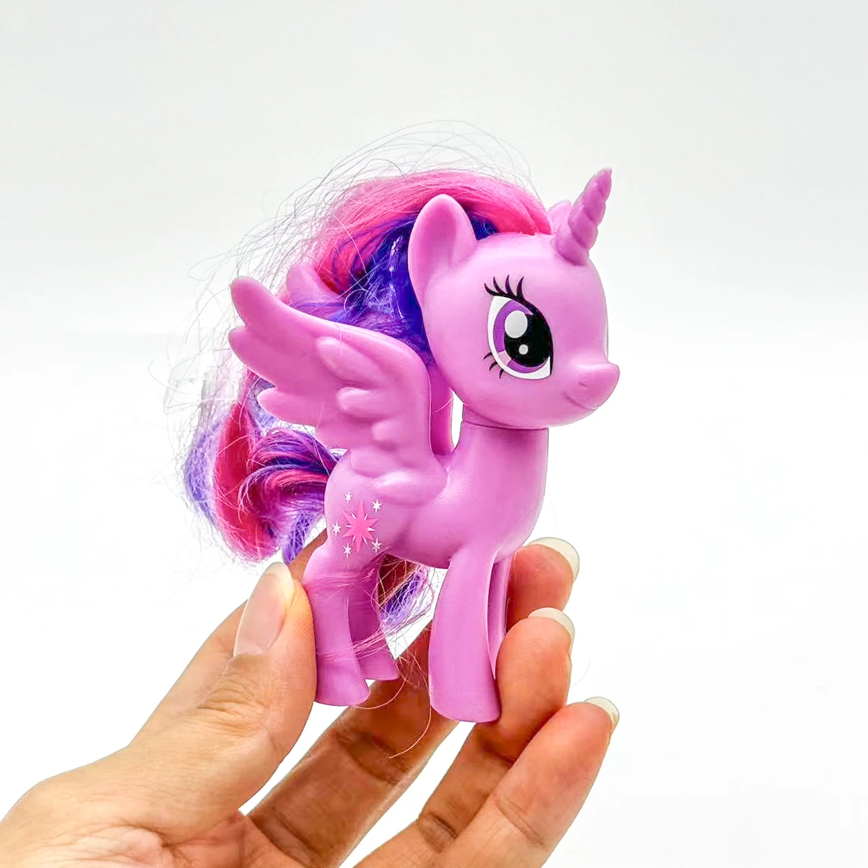 Hasbro-تمثال المهر الصغير للأط - مراجعة Kids Toys Png وسعره